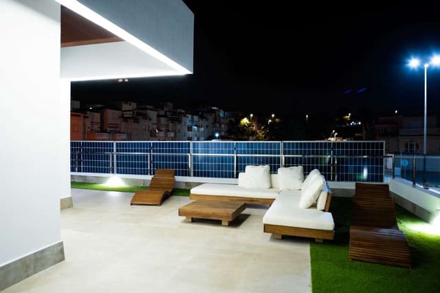 3 sypialnia Willa na sprzedaż w Ciudad Quesada, Rojales z basenem garażem - 449 500 € (Ref: 9989292)