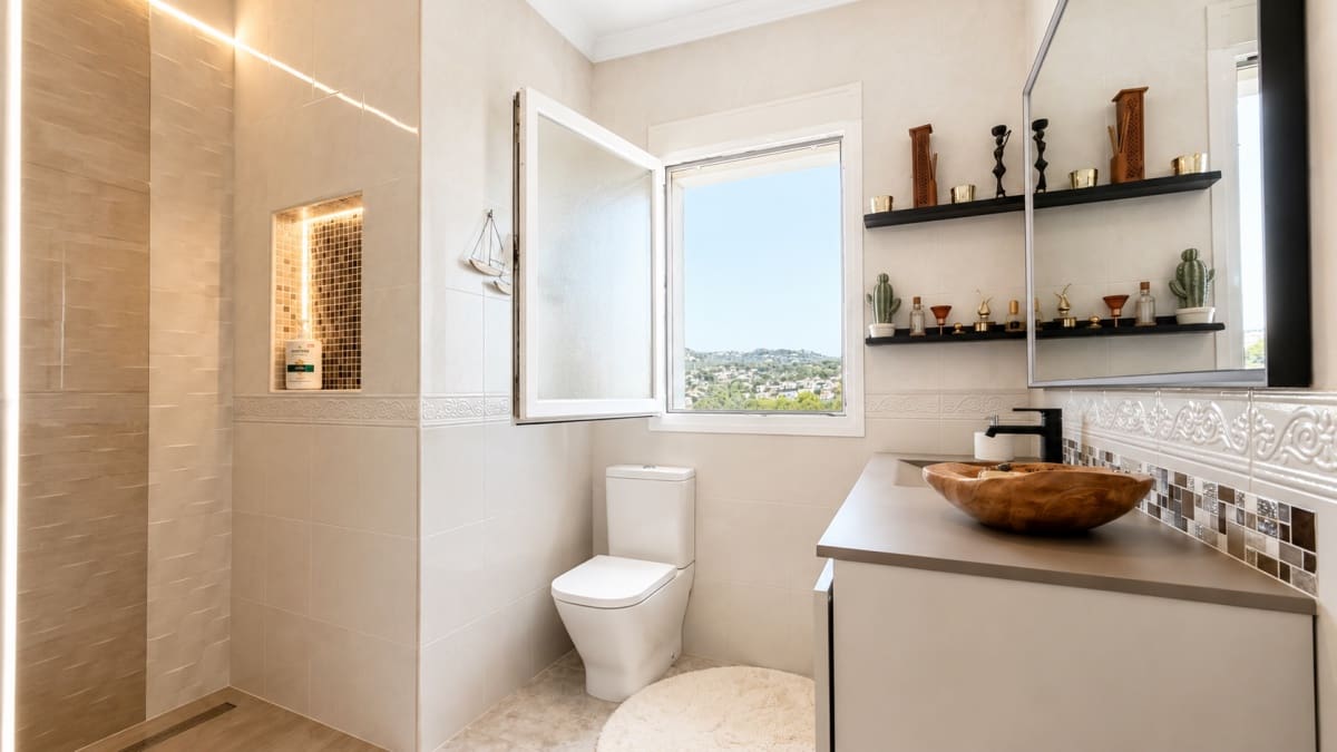 Chalet de 5 habitaciones en Benissa en venta con piscina garaje - 1.450.000 € (Ref: 9991853)