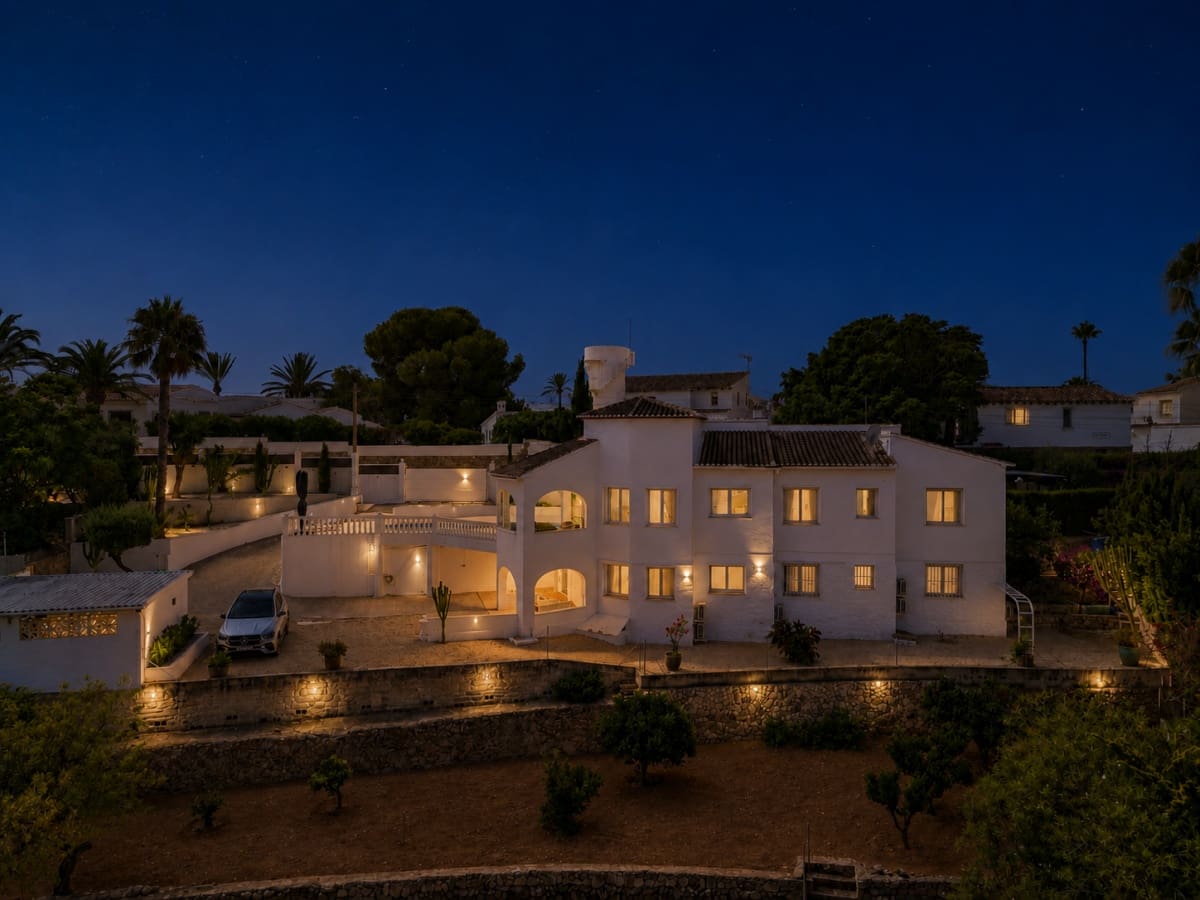 Chalet de 5 habitaciones en Benissa en venta con piscina garaje - 1.450.000 € (Ref: 9991853)