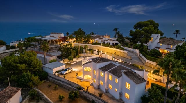Chalet de 5 habitaciones en Benissa en venta con piscina garaje - 1.450.000 € (Ref: 9991853)