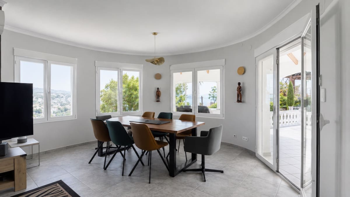 Chalet de 5 habitaciones en Benissa en venta con piscina garaje - 1.450.000 € (Ref: 9991853)