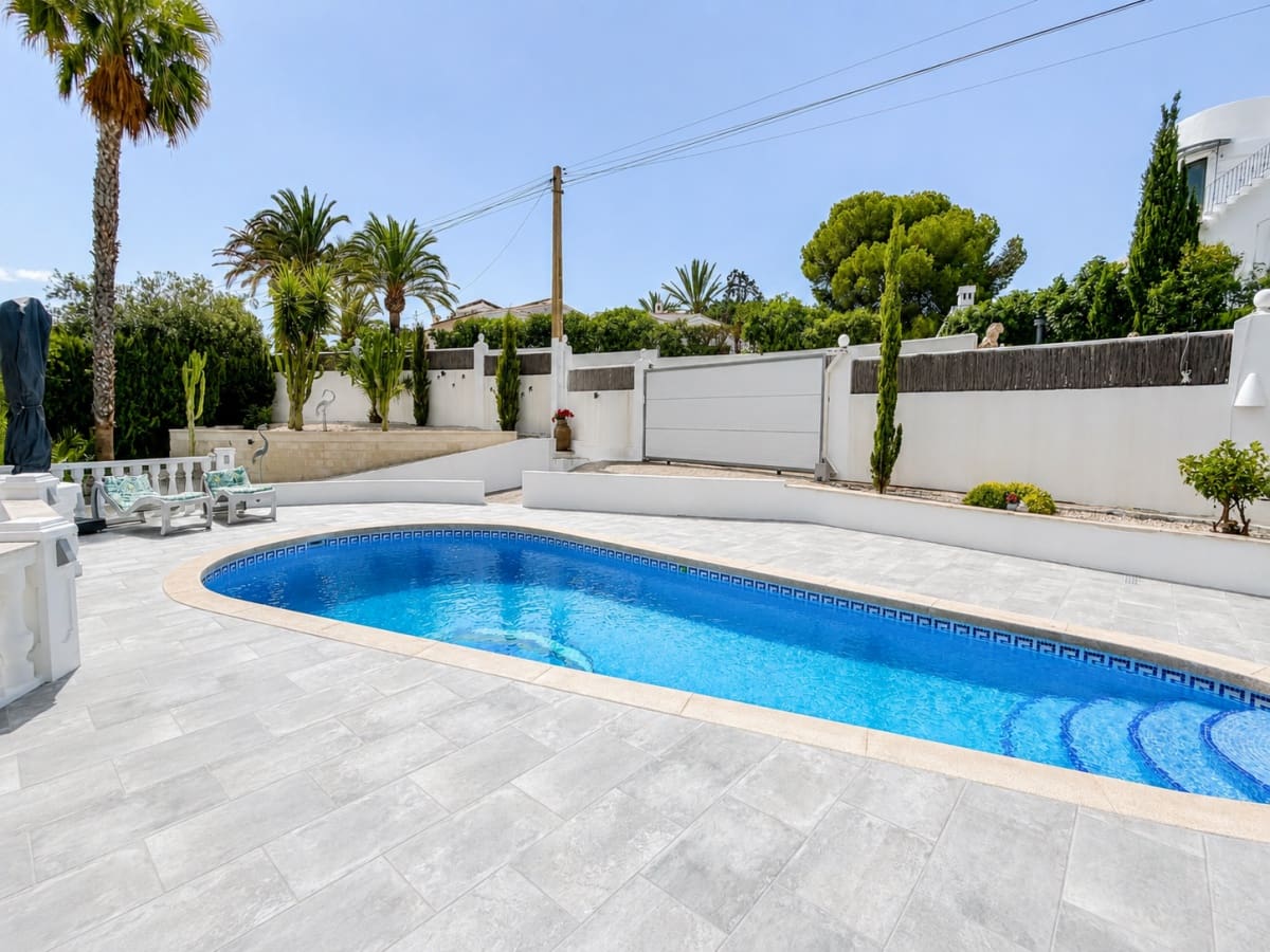 Chalet de 5 habitaciones en Benissa en venta con piscina garaje - 1.450.000 € (Ref: 9991853)