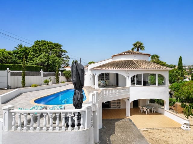 Chalet de 5 habitaciones en Benissa en venta con piscina garaje - 1.450.000 € (Ref: 9991853)