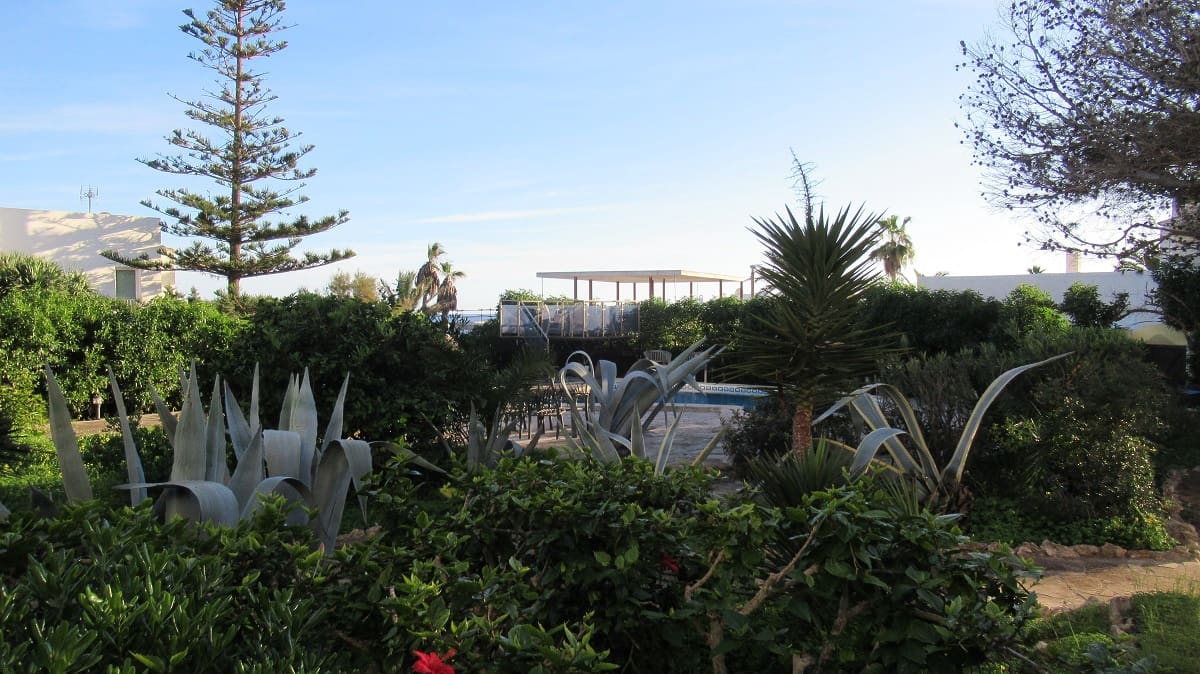 6 bedroom Villa for sale in Cala Serena with pool garage - € 1,850,000 (Ref: 7660026)