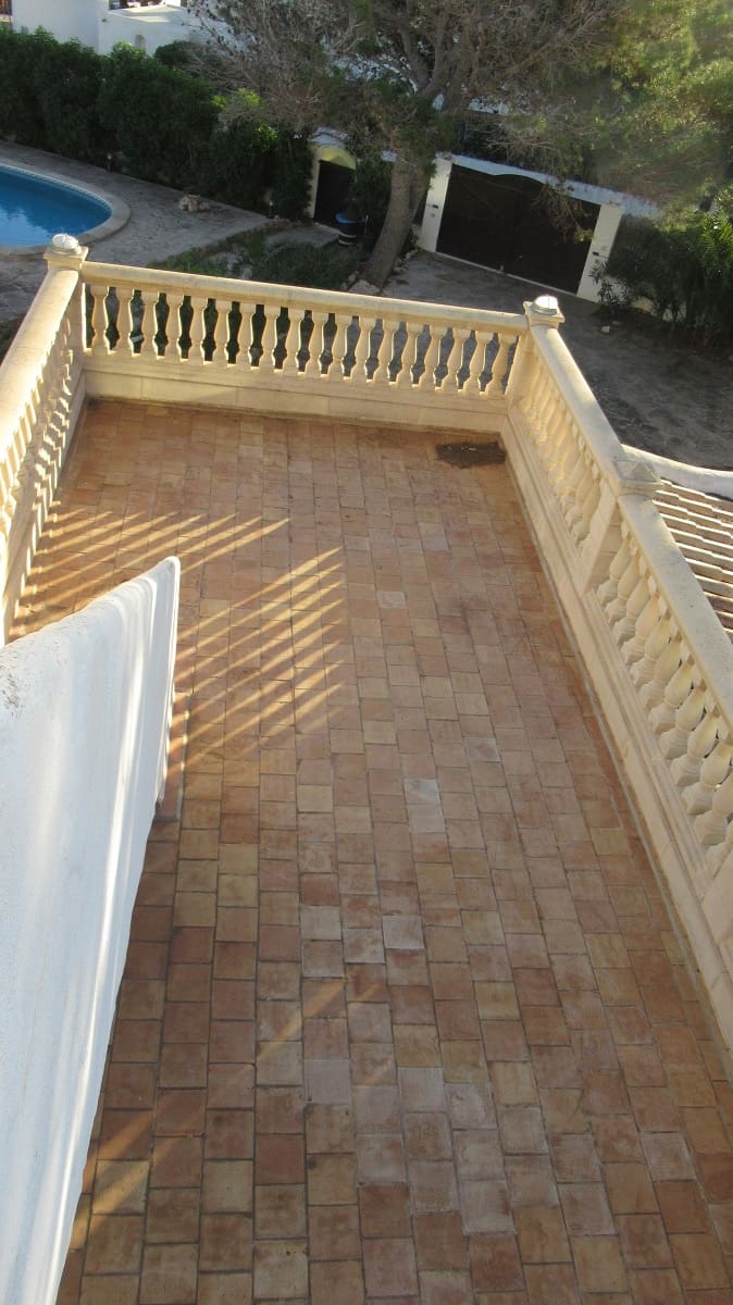 6 bedroom Villa for sale in Cala Serena with pool garage - € 1,850,000 (Ref: 7660026)