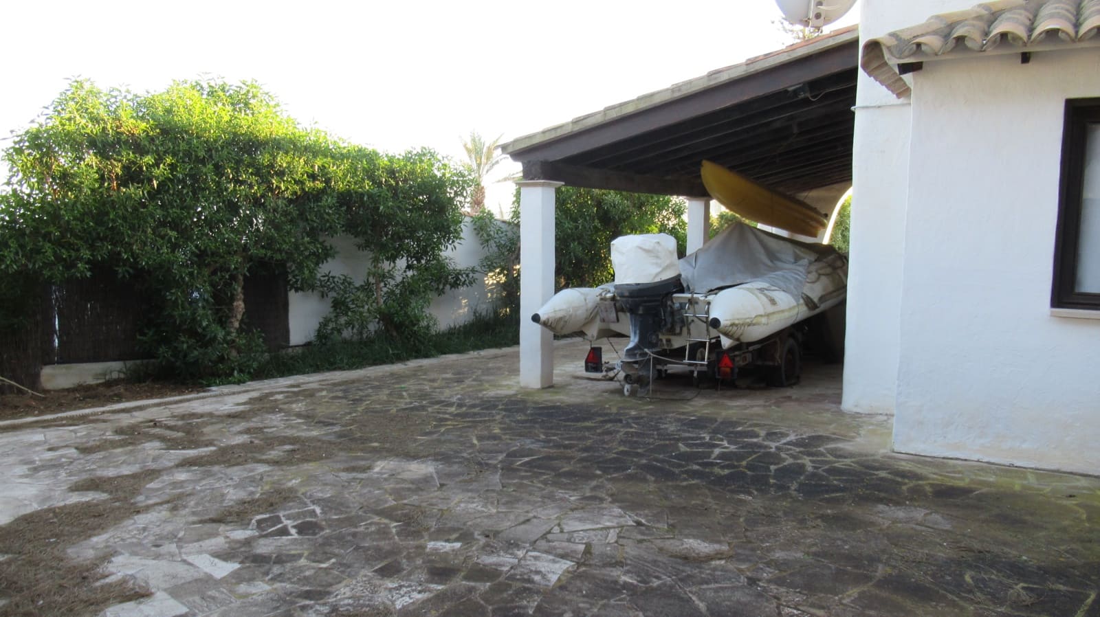 6 bedroom Villa for sale in Cala Serena with pool garage - € 1,850,000 (Ref: 7660026)