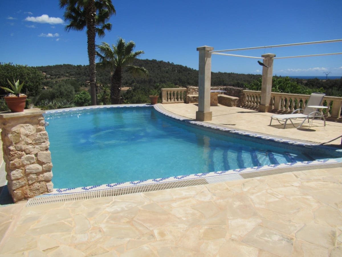 6 bedroom Villa for sale in Calonge with pool garage - € 1,800,000 (Ref: 8263870)