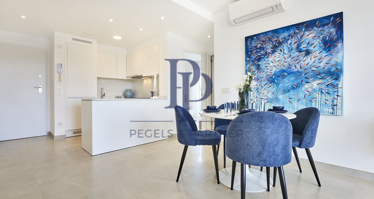 2 soverom Leilighet til salgs i Cala d'Or med svømmebasseng garasje - € 398 000 (Ref: 8657771)