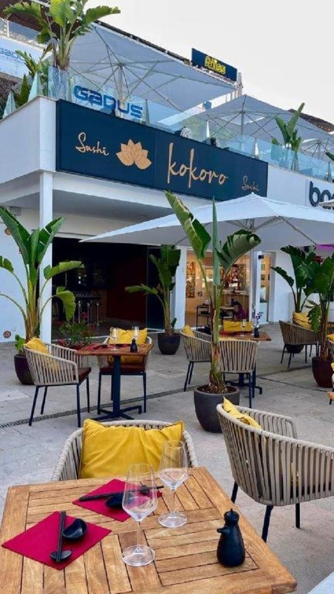 Restaurant/Bar for rent in Cala d'Or - € 2,700 (Ref: 8872827)