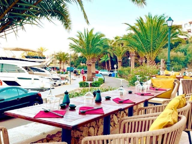 Restaurant/Bar for rent in Cala d'Or, Santanyí - € 2,700 (Ref: 8872827)