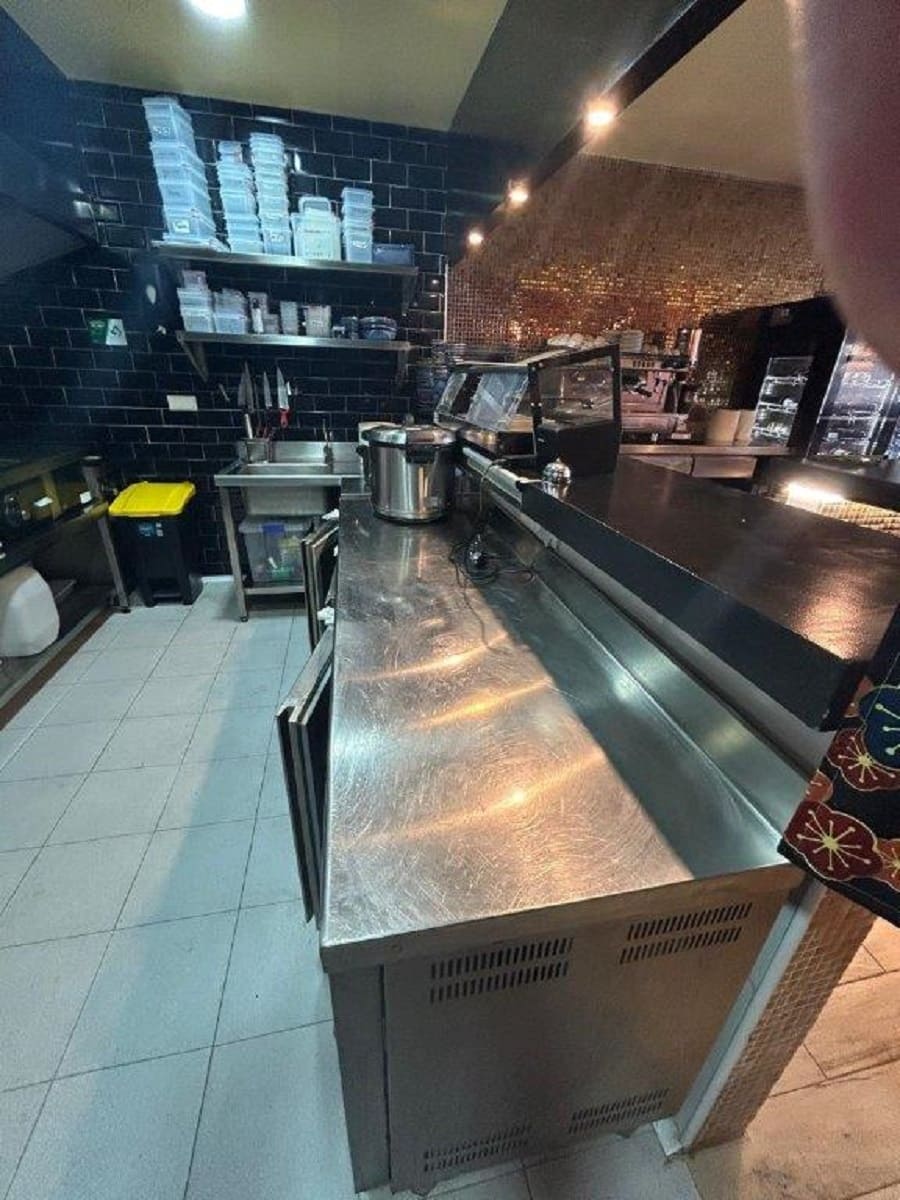 Restaurant/Bar for rent in Cala d'Or - € 2,700 (Ref: 8872827)