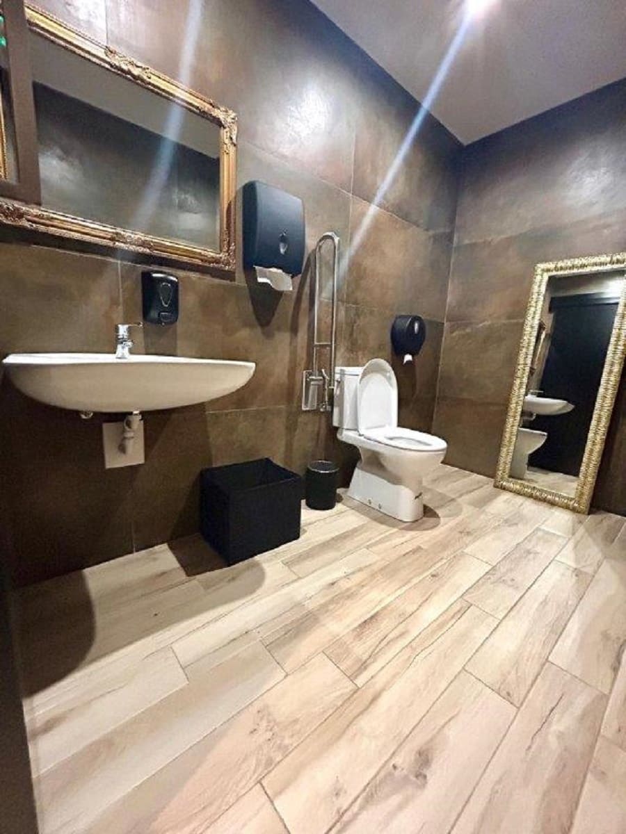 Restaurant/Bar for rent in Cala d'Or - € 2,700 (Ref: 8872827)