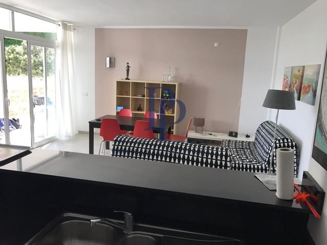 3 makuuhuone Asunto vuokrattavana paikassa Cala d'Or, Santanyí mukana uima-altaan - 1 900 € (Ref: 9479319)