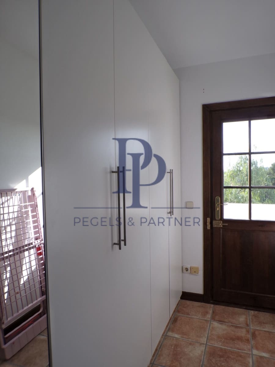 4 makuuhuone Rivitalo myytävänä paikassa Cala d'Or mukana uima-altaan - 585 000 € (Ref: 9479320)