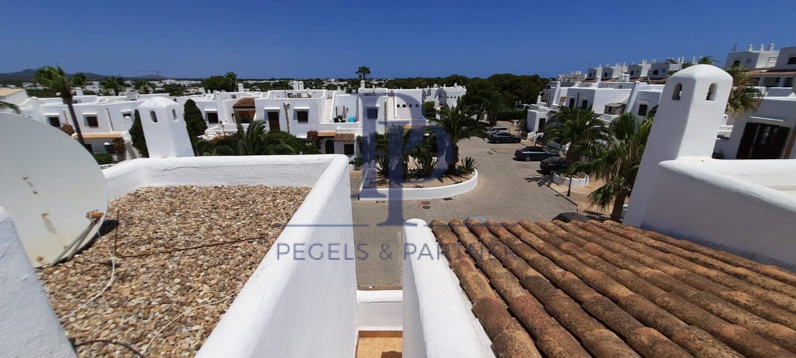 4 makuuhuone Rivitalo myytävänä paikassa Cala d'Or mukana uima-altaan - 585 000 € (Ref: 9479320)