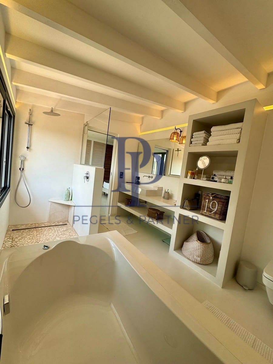 3 quarto Moradia para venda em Portocolom com piscina - 2 290 000 € (Ref: 9479322)