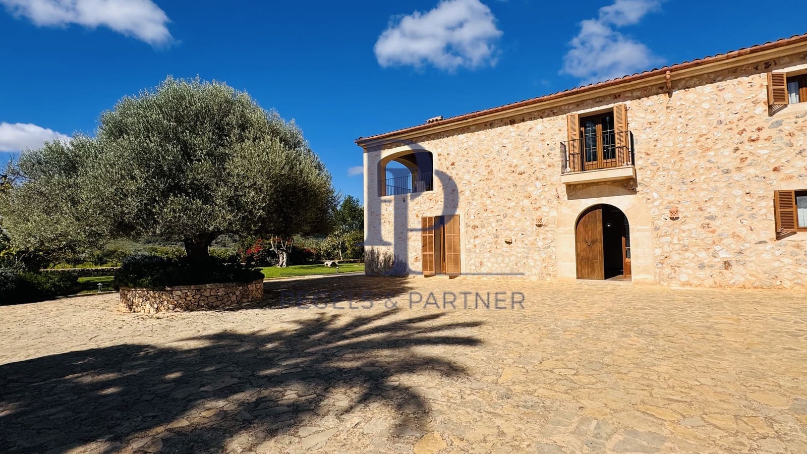 Finca/Casa Rural de 5 habitaciones en Porreres en venta con piscina - 1.990.000 € (Ref: 9479323)