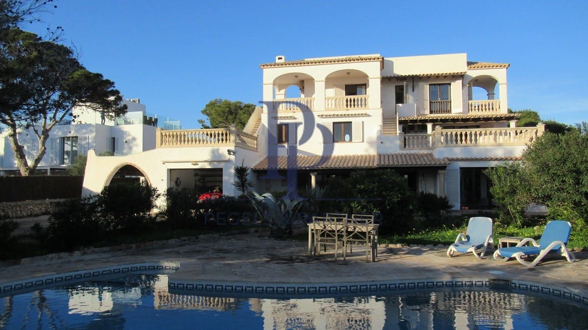 6 quarto Moradia para venda em Cala Serena com piscina - 1 665 000 € (Ref: 9479326)