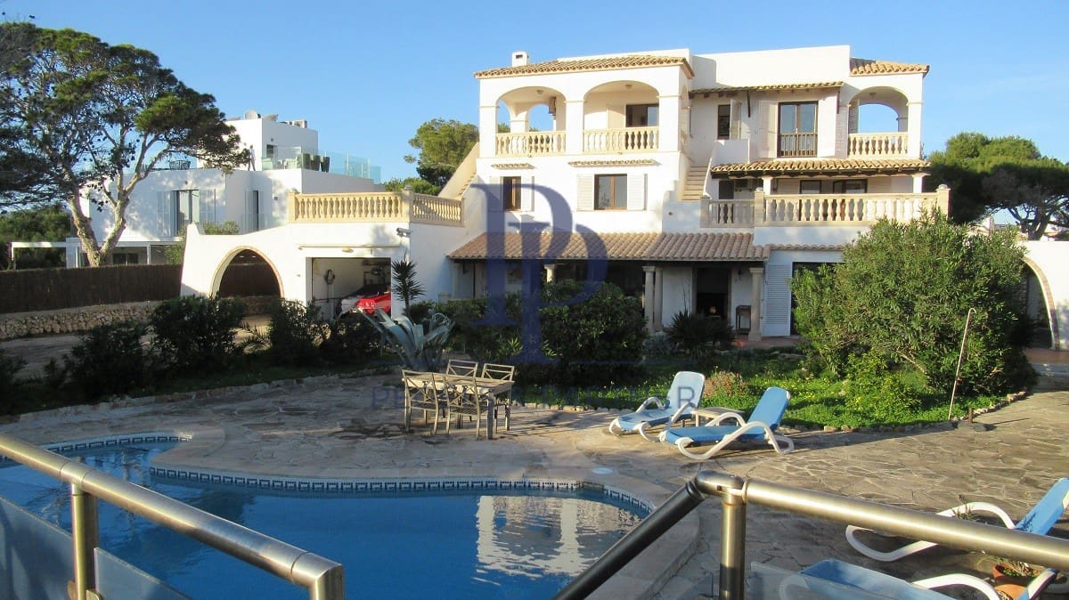 6 quarto Moradia para venda em Cala Serena com piscina - 1 665 000 € (Ref: 9479326)
