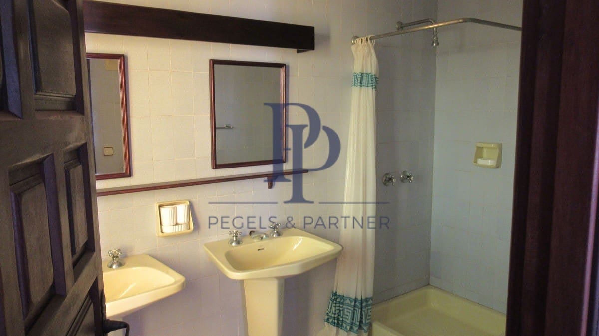 6 quarto Moradia para venda em Cala Serena com piscina - 1 665 000 € (Ref: 9479326)