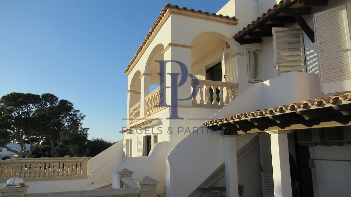 6 quarto Moradia para venda em Cala Serena com piscina - 1 665 000 € (Ref: 9479326)