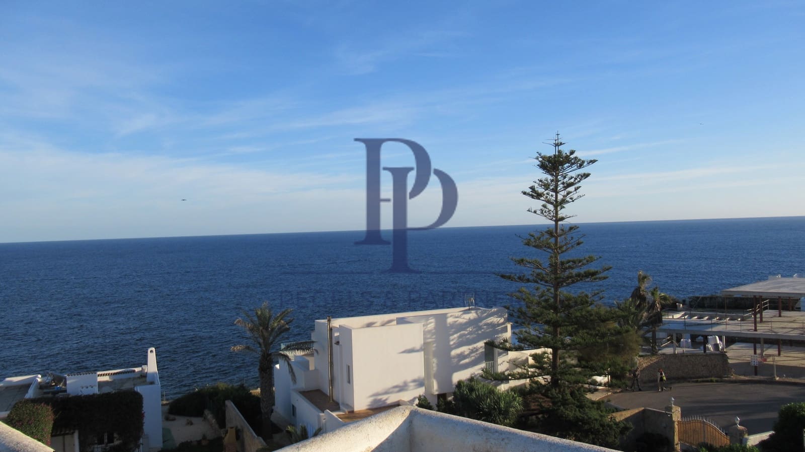 6 quarto Moradia para venda em Cala Serena com piscina - 1 665 000 € (Ref: 9479326)