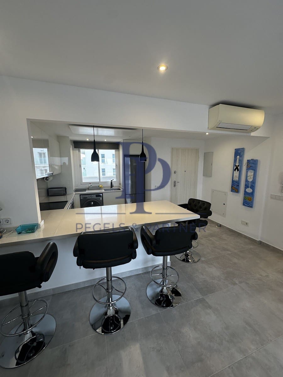 2 bedroom Flat for sale in Cala d'Or with pool - € 498,000 (Ref: 9479329)