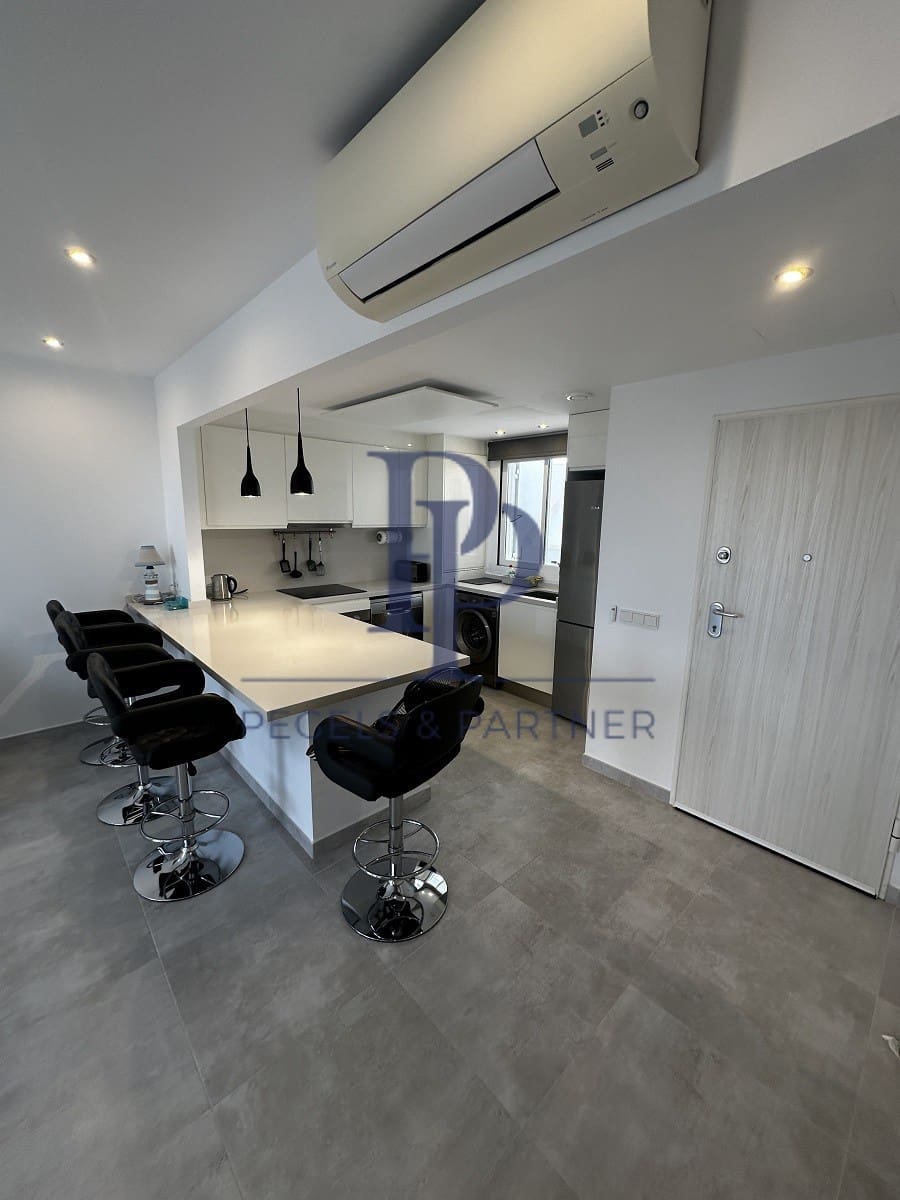 2 bedroom Flat for sale in Cala d'Or with pool - € 498,000 (Ref: 9479329)