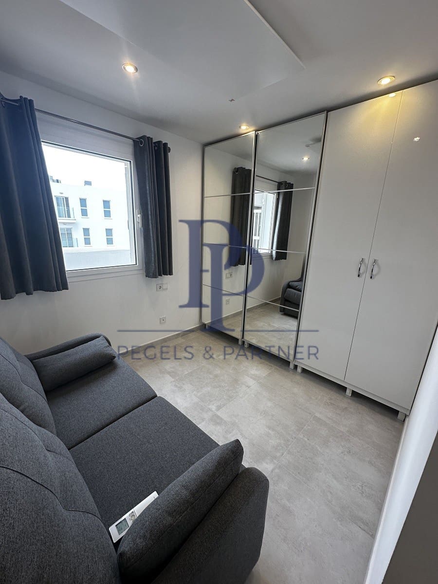 2 bedroom Flat for sale in Cala d'Or with pool - € 498,000 (Ref: 9479329)