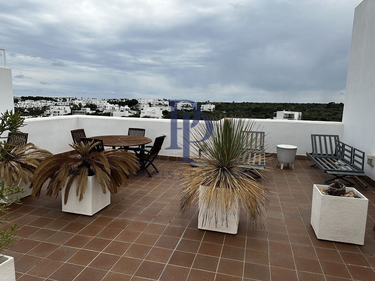 2 bedroom Flat for sale in Cala d'Or with pool - € 498,000 (Ref: 9479329)