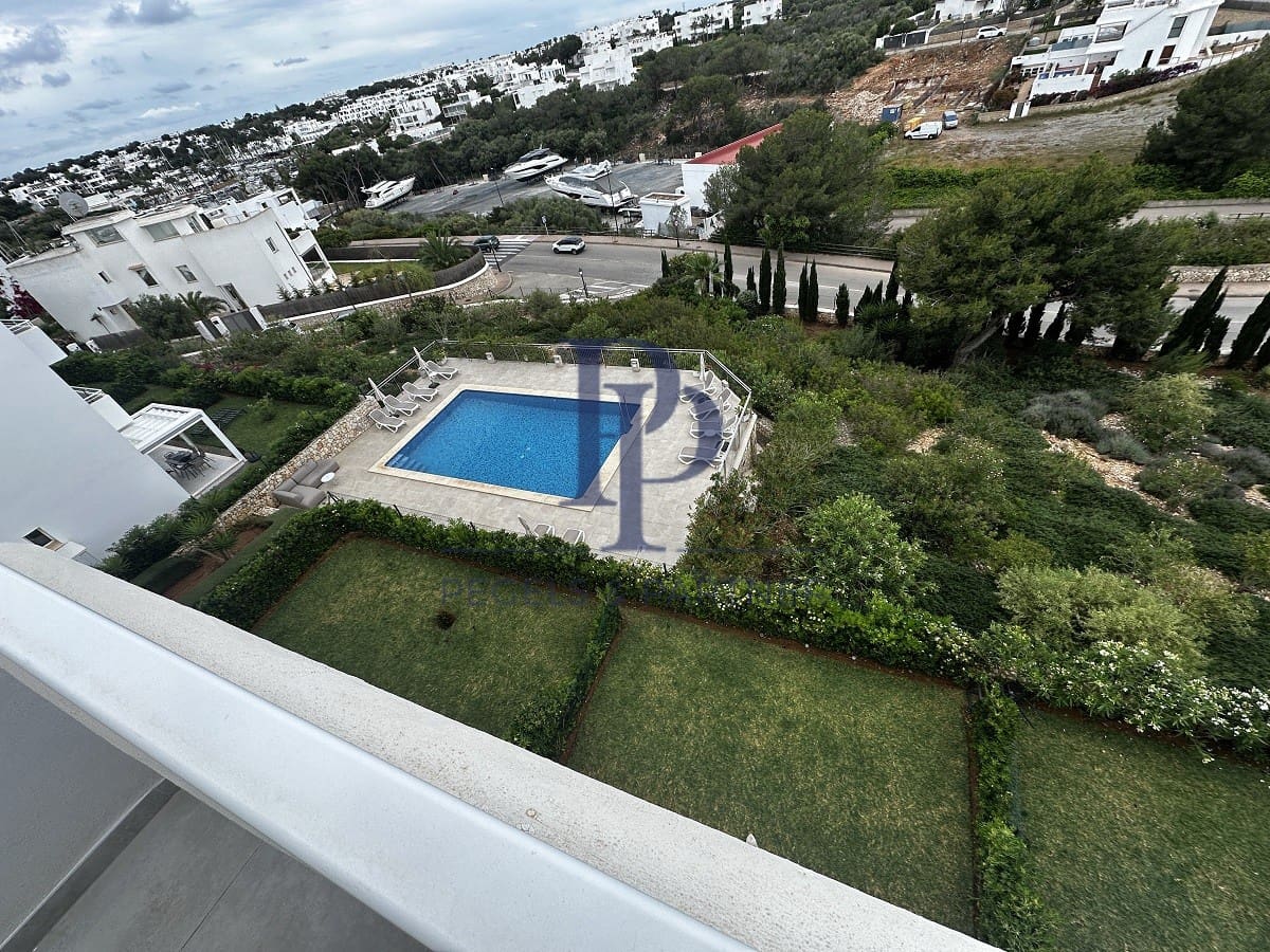 2 bedroom Flat for sale in Cala d'Or with pool - € 498,000 (Ref: 9479329)