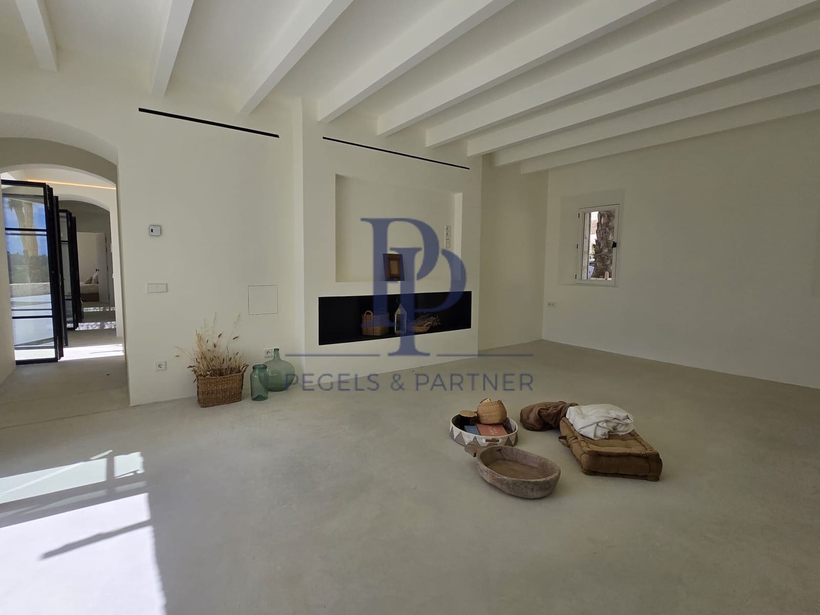 6 slaapkamer Finca/Landhuis te koop in Montuiri met zwembad - € 5.900.000 (Ref: 9664348)