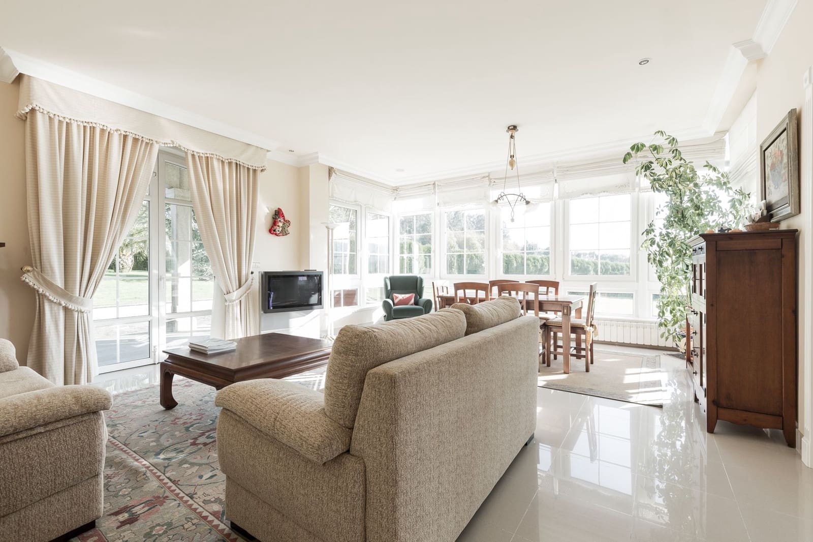 5 soveværelse Villa til salg i A Laracha med swimmingpool garage - € 990.000 (Ref: 5719290)