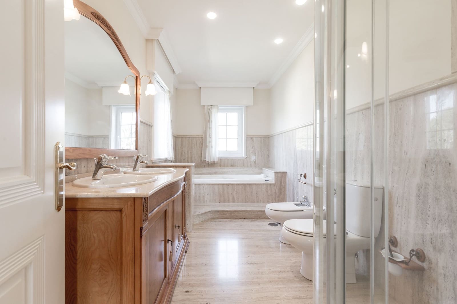 5 soveværelse Villa til salg i A Laracha med swimmingpool garage - € 990.000 (Ref: 5719290)