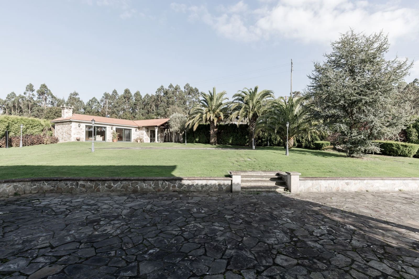 5 soveværelse Villa til salg i A Laracha med swimmingpool garage - € 990.000 (Ref: 5719290)