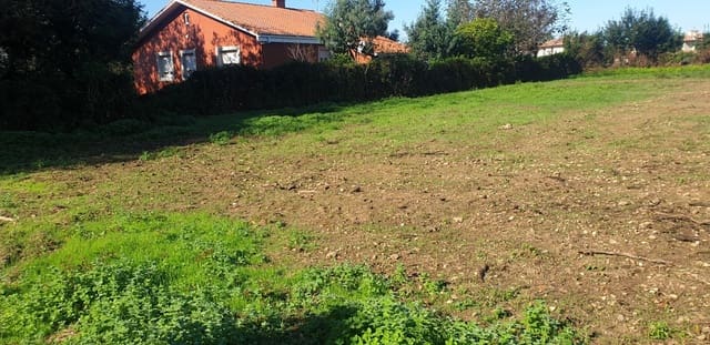 Building Plot for sale in A Coruña city - € 130,000 (Ref: 6374092)