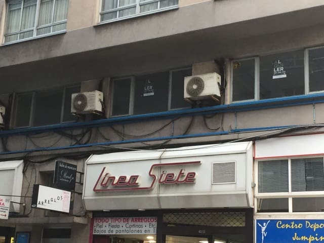 1 soveværelse Kontor til leje i A Coruña by - € 2.000 (Ref: 6704417)