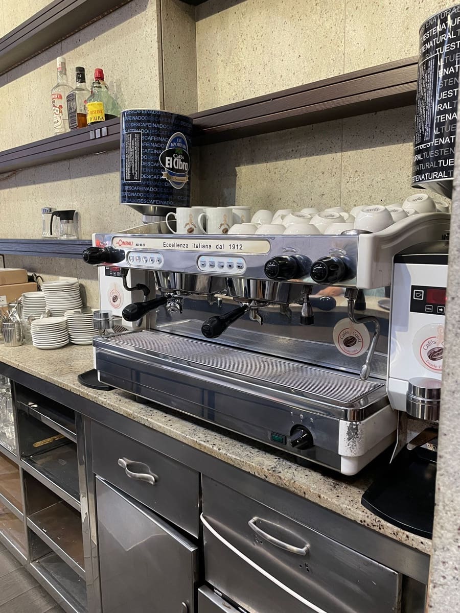 Erhverv til salg i A Coruna by - € 215.000 (Ref: 6977558)