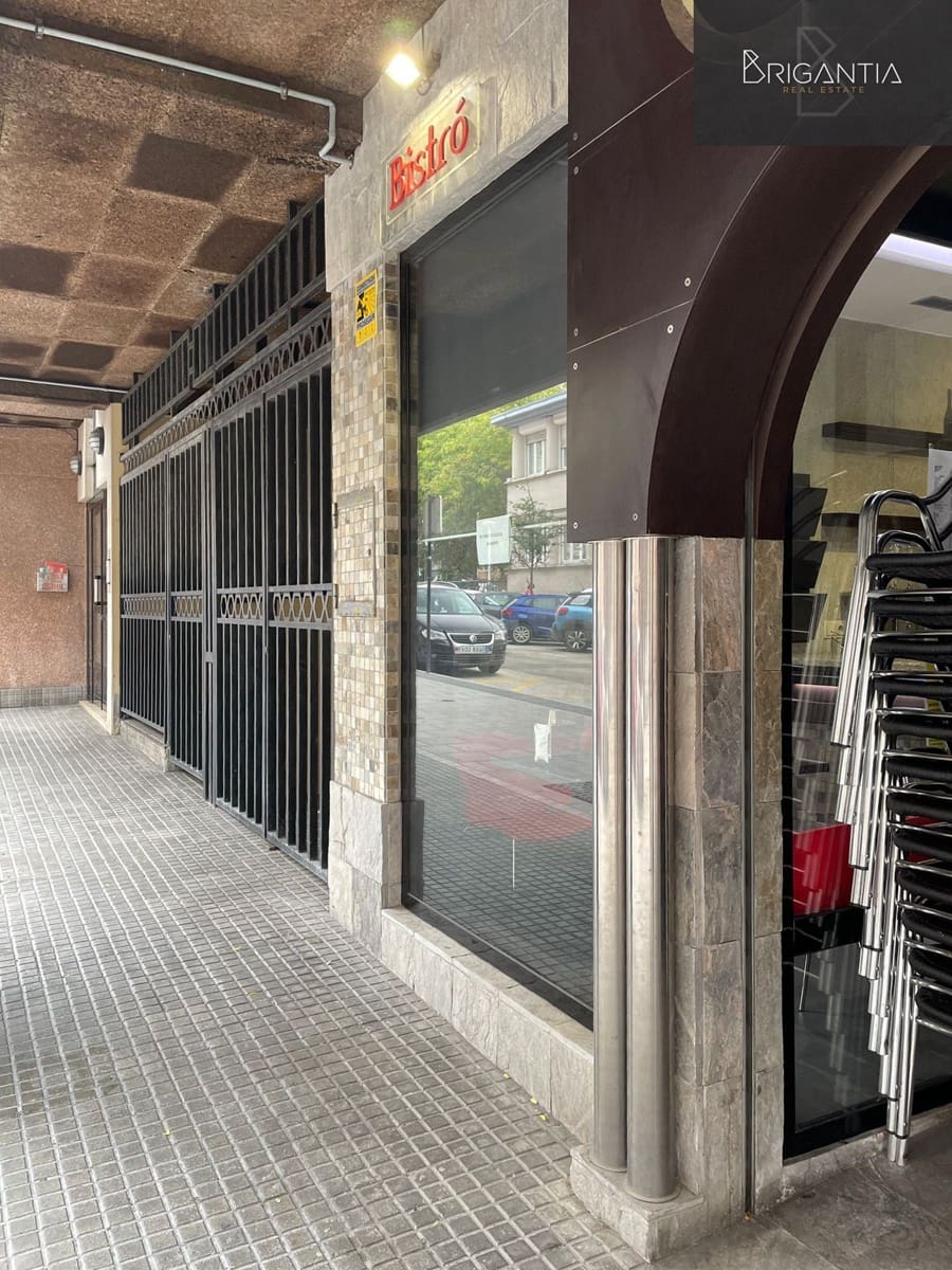 Erhverv til salg i A Coruna by - € 215.000 (Ref: 6977558)