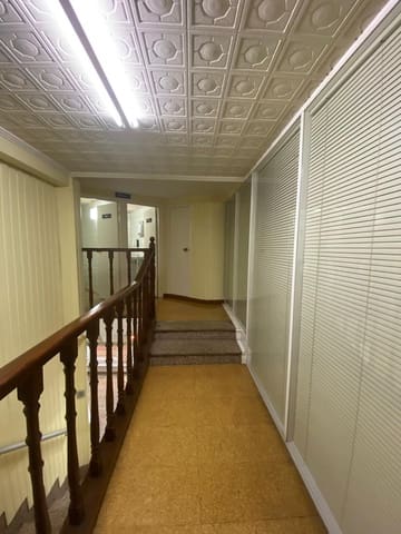 5 quarto Comercial para arrendar em Corunha cidade - 2 500 € (Ref: 7752189)