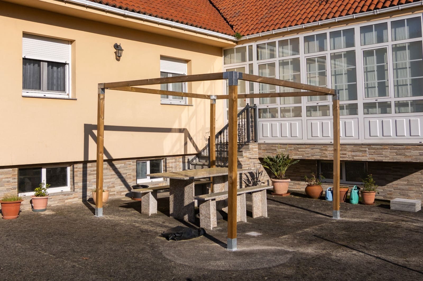 5 makuuhuone Huvila myytävänä paikassa Carral mukana 
autotalli - 350 000 € (Ref: 8696150)