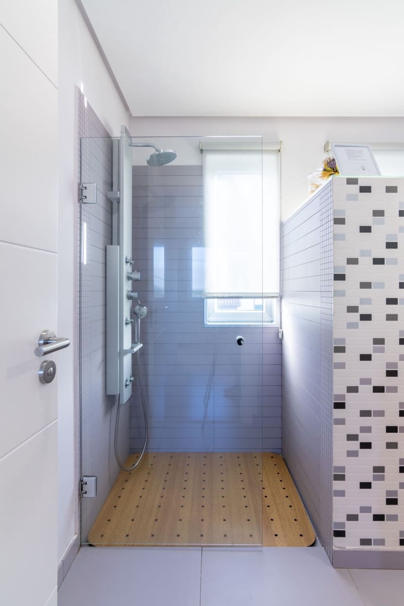 5 soveværelse Villa til salg i Mino med swimmingpool garage - € 580.000 (Ref: 8815433)