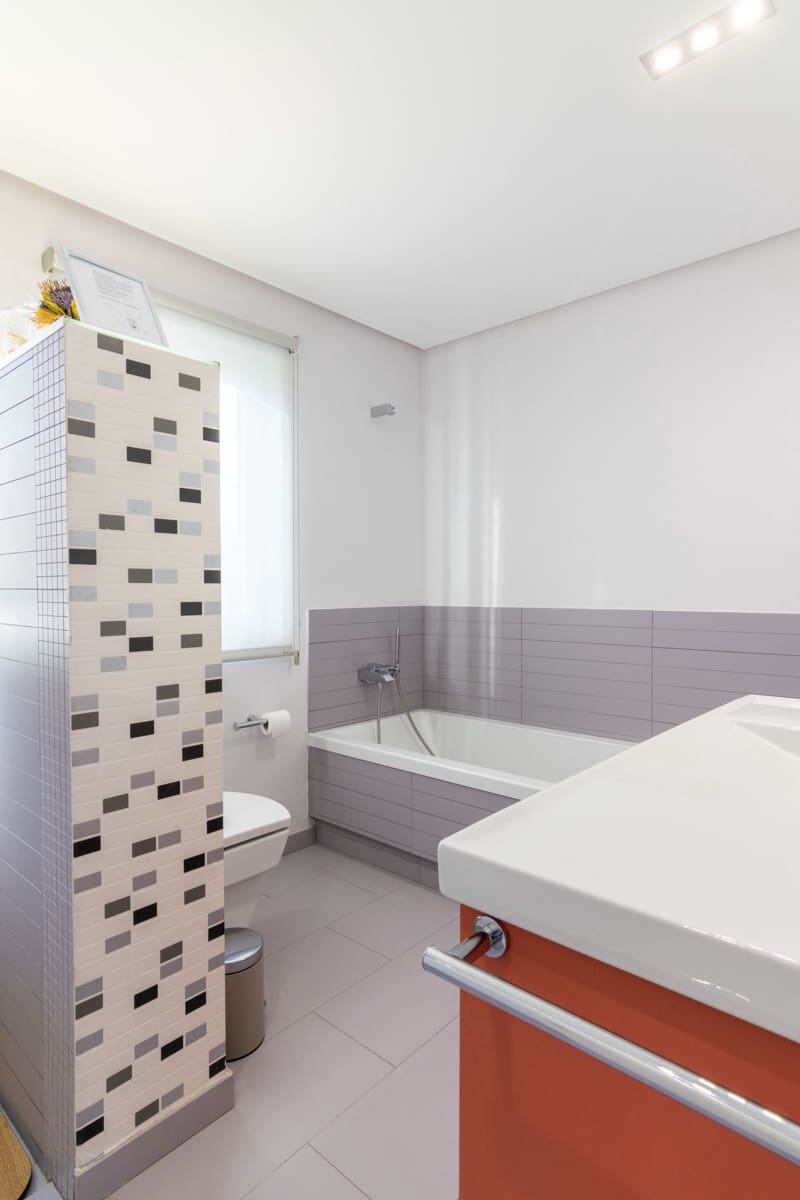 5 soveværelse Villa til salg i Mino med swimmingpool garage - € 580.000 (Ref: 8815433)