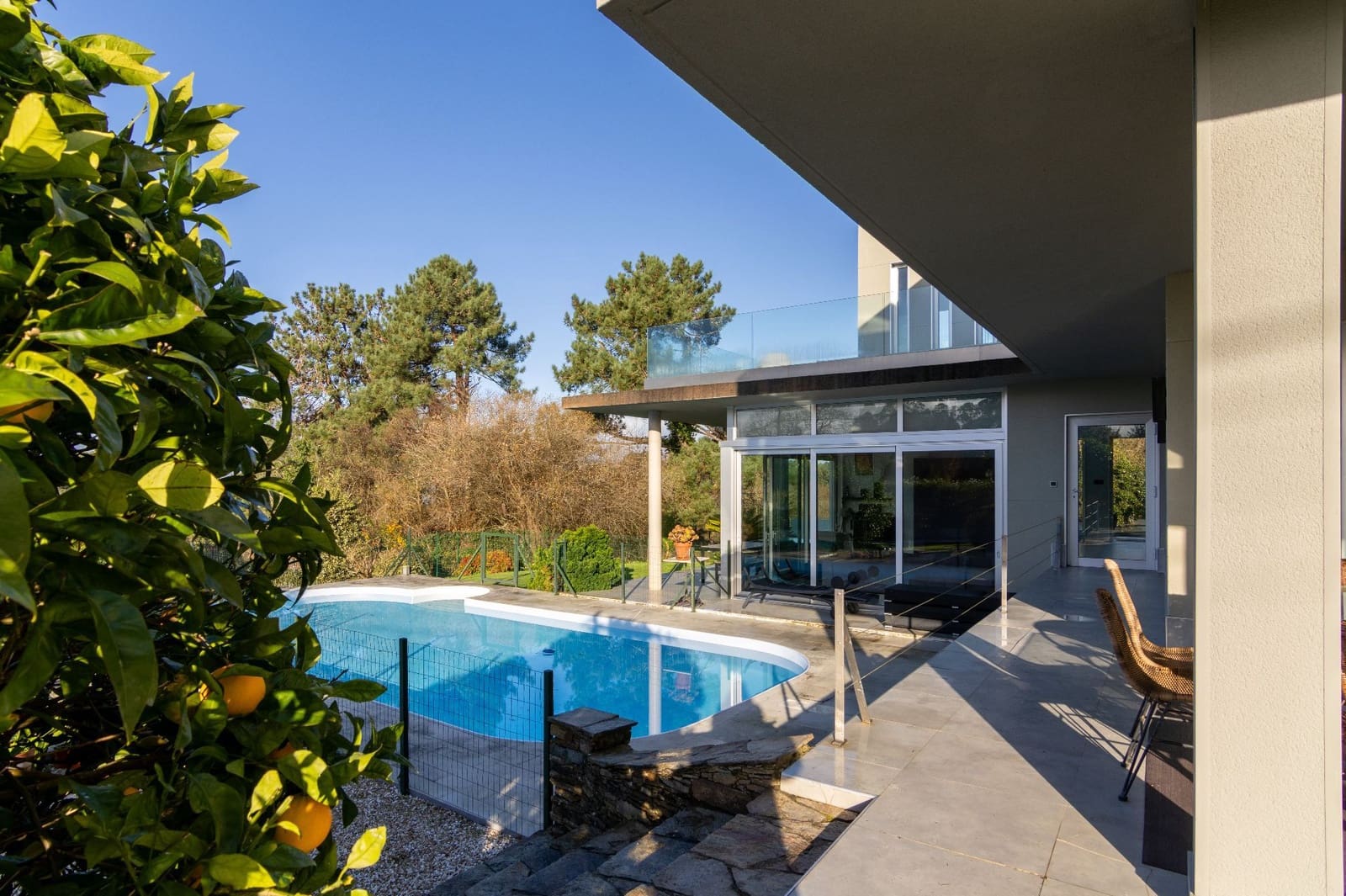 5 soveværelse Villa til salg i Mino med swimmingpool garage - € 580.000 (Ref: 8815433)