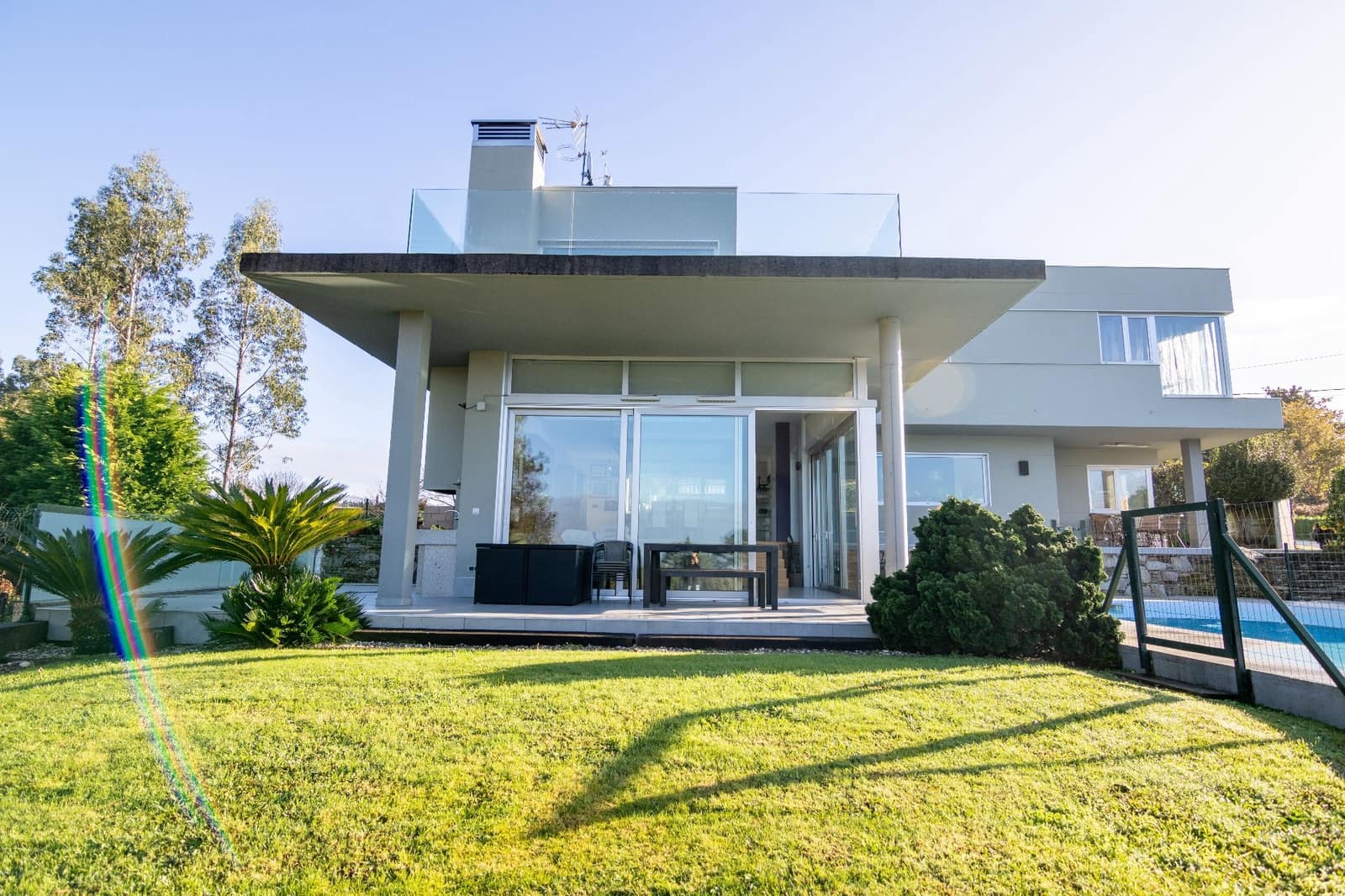 5 soveværelse Villa til salg i Mino med swimmingpool garage - € 580.000 (Ref: 8815433)