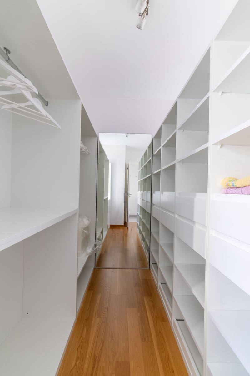 5 soveværelse Villa til salg i Mino med swimmingpool garage - € 580.000 (Ref: 8815433)