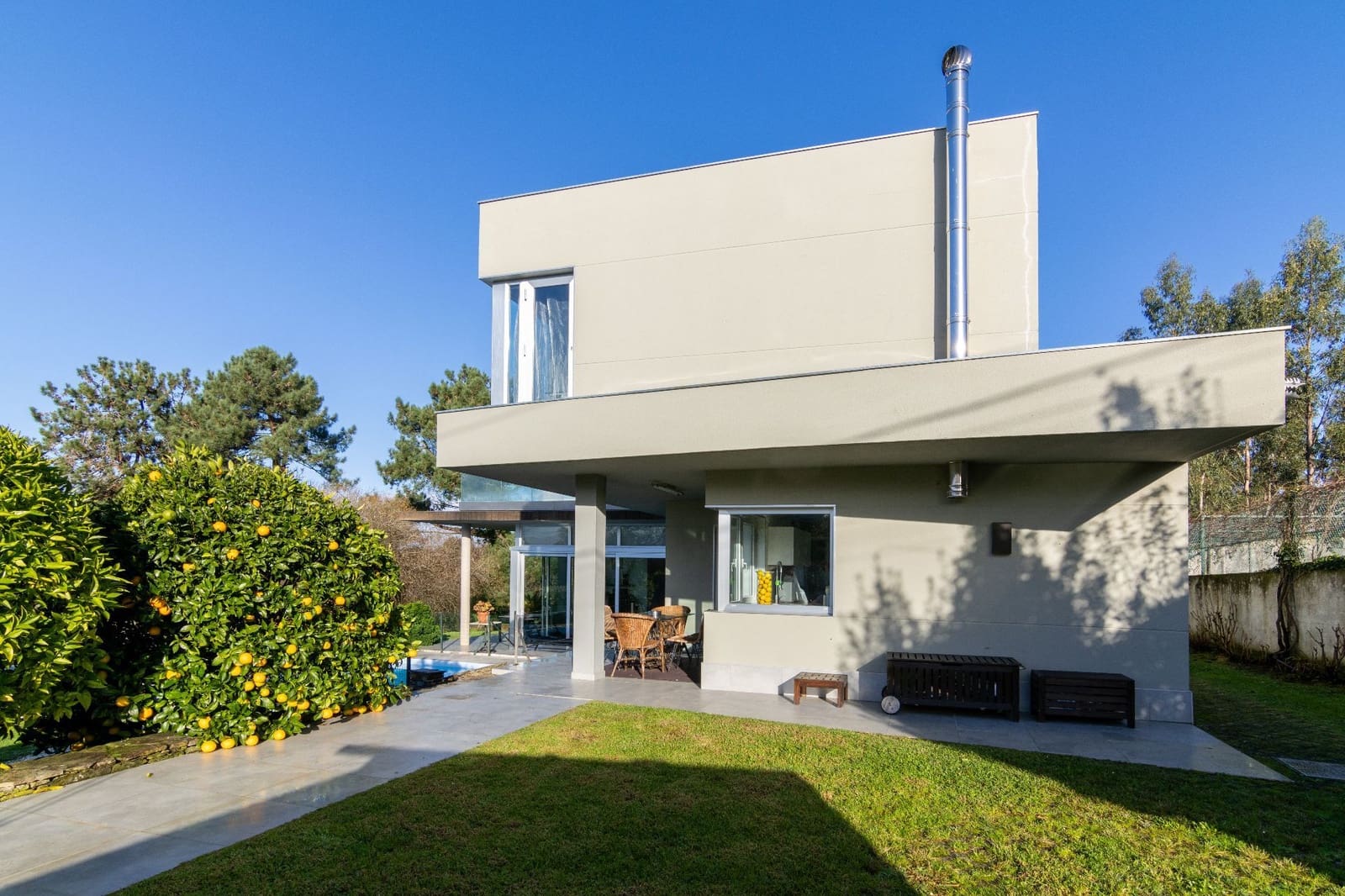 5 soveværelse Villa til salg i Mino med swimmingpool garage - € 580.000 (Ref: 8815433)