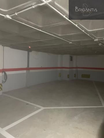 Garasje til salgs i La Coruña by - € 48 000 (Ref: 8838290)