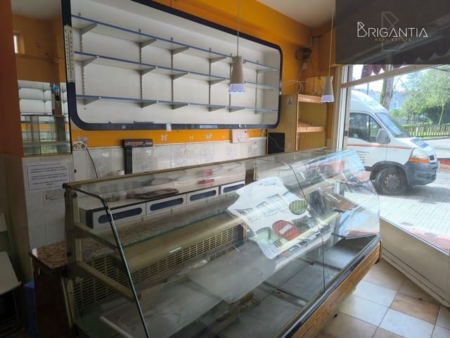 Kommersiell til leie i La Coruña by - € 400 (Ref: 8928382)