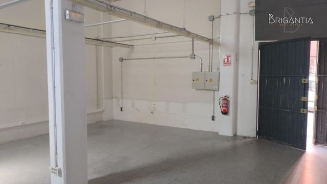 Erhverv til leje i A Coruña by - € 590 (Ref: 8961144)
